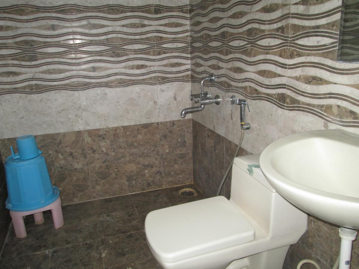 Oyo 13494 Hotel Nakshatra Inn Hyderabad Exteriör bild