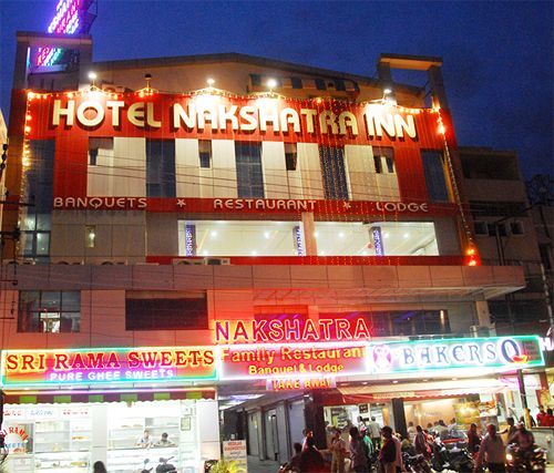 Oyo 13494 Hotel Nakshatra Inn Hyderabad Exteriör bild